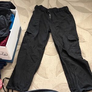 Women’s  Black Cargo Pant